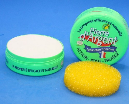Pierre d'Argent Laco boîte de 300g avec une éponge