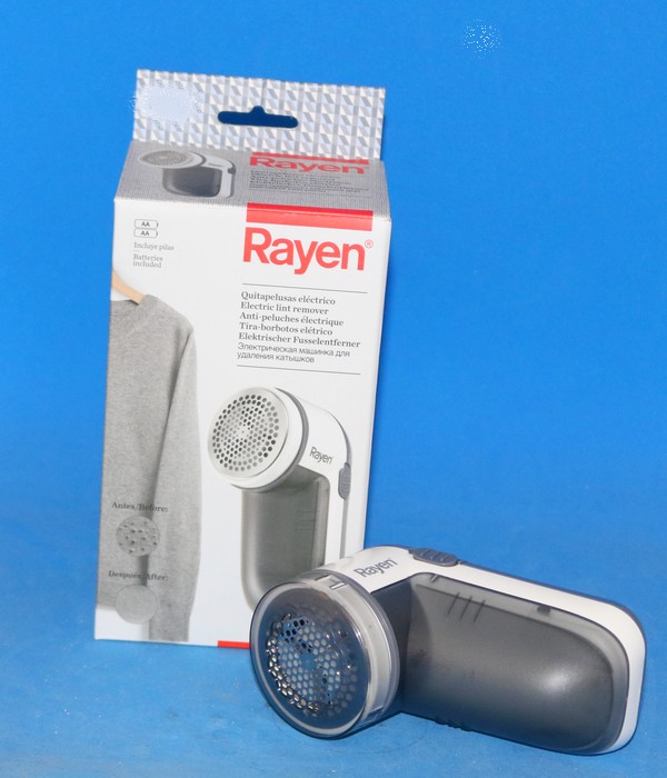 Rayen Rasoir anti pelluches(piles fournies)